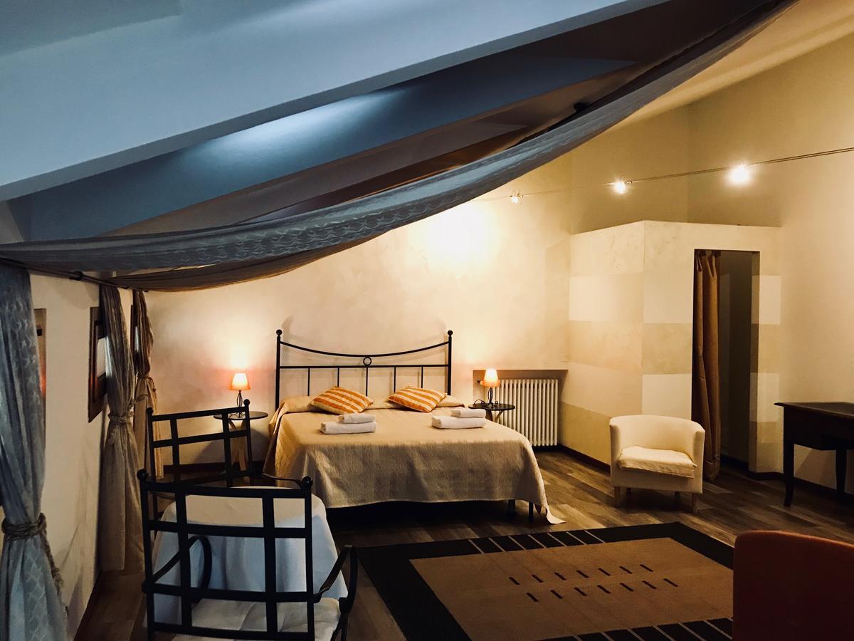 Alla Galleria B&B เวโรนา ภายนอก รูปภาพ
